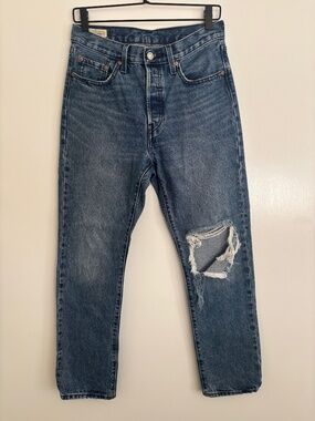 Levi's Premium 501 Original Jeans Distressed Knee Size W28